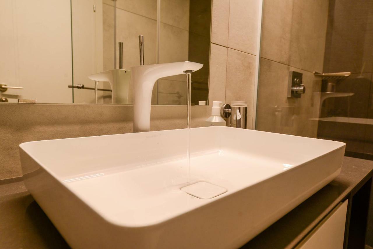 Luxury Suites By Notaly Ariel ไฮฟา ภายนอก รูปภาพ